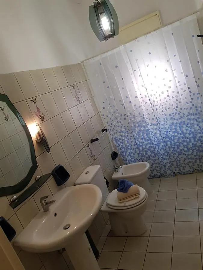 Casa vacanze Casa sul Mare di nonna PIPPA Villa Avola Italia
